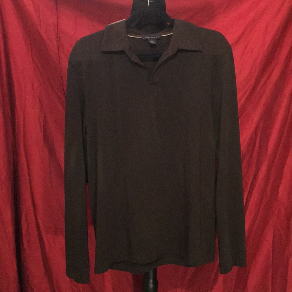 Men’s open neck collared shirt
